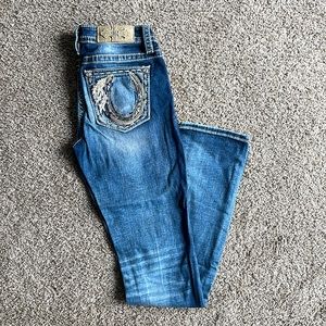 Miss Me Mid-Rise Straight Leg Horseshoe Pocket Jeans - Size 26